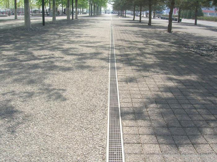 缝隙式排水沟盖板案例图1