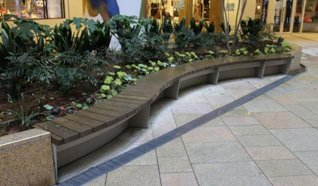 缝隙式排水沟案例图1