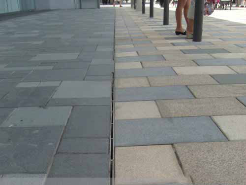 缝隙式排水沟案例图2