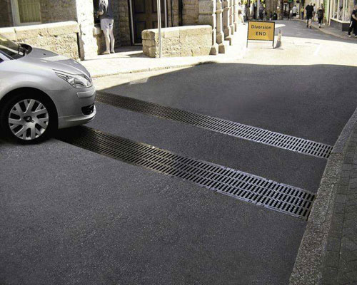 线性成品排水沟配铸铁盖板工程图5