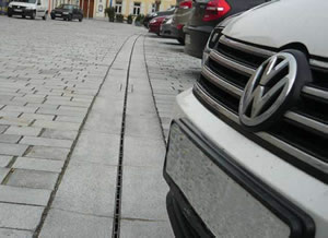 停车场缝隙式排水沟