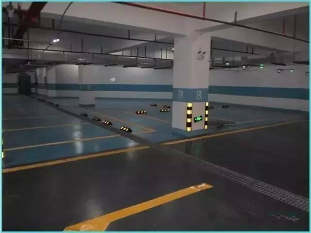 室内成品排水沟应用图