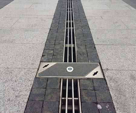 成品排水沟搭配集水井效果图