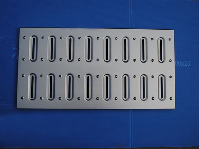 不锈钢冲压盖板