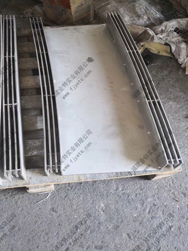 双边侧缝不锈钢盖板