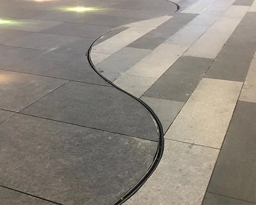 步行街缝隙式排水沟