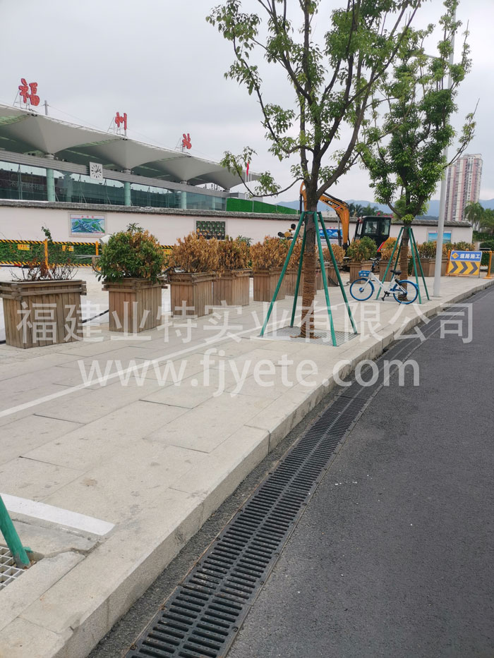 成品排水沟公路路基案例